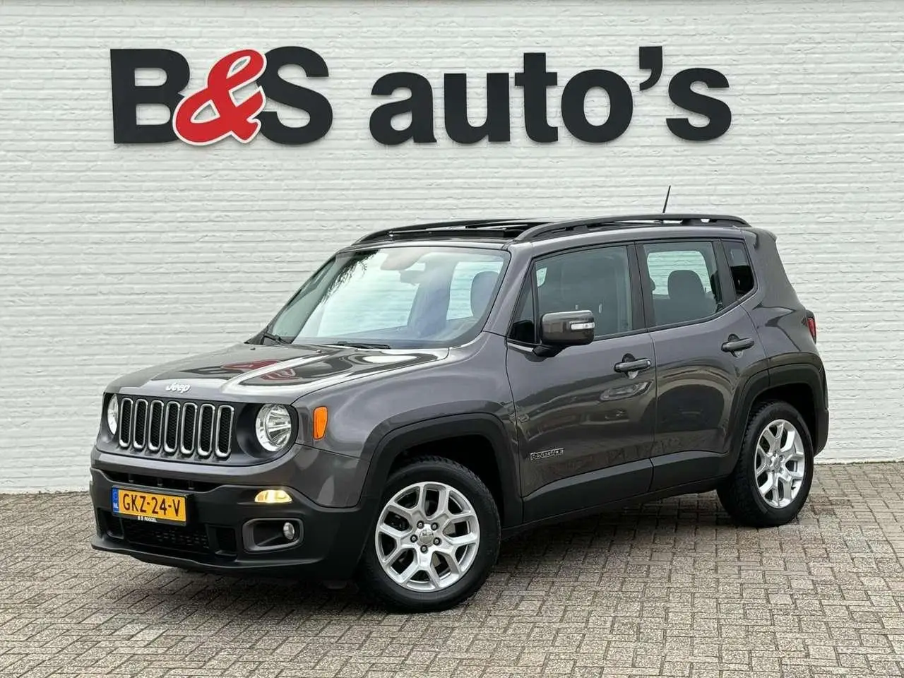 Photo 1 : Jeep Renegade 2016 Petrol