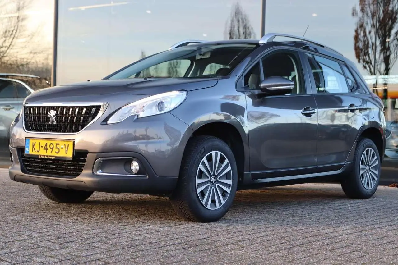 Photo 1 : Peugeot 2008 2016 Essence