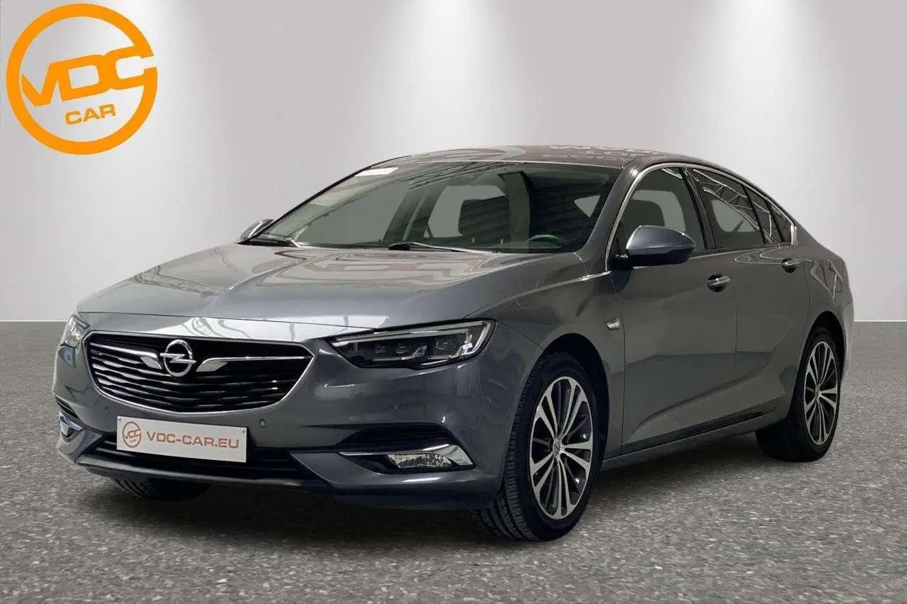 Photo 1 : Opel Insignia 2018 Essence