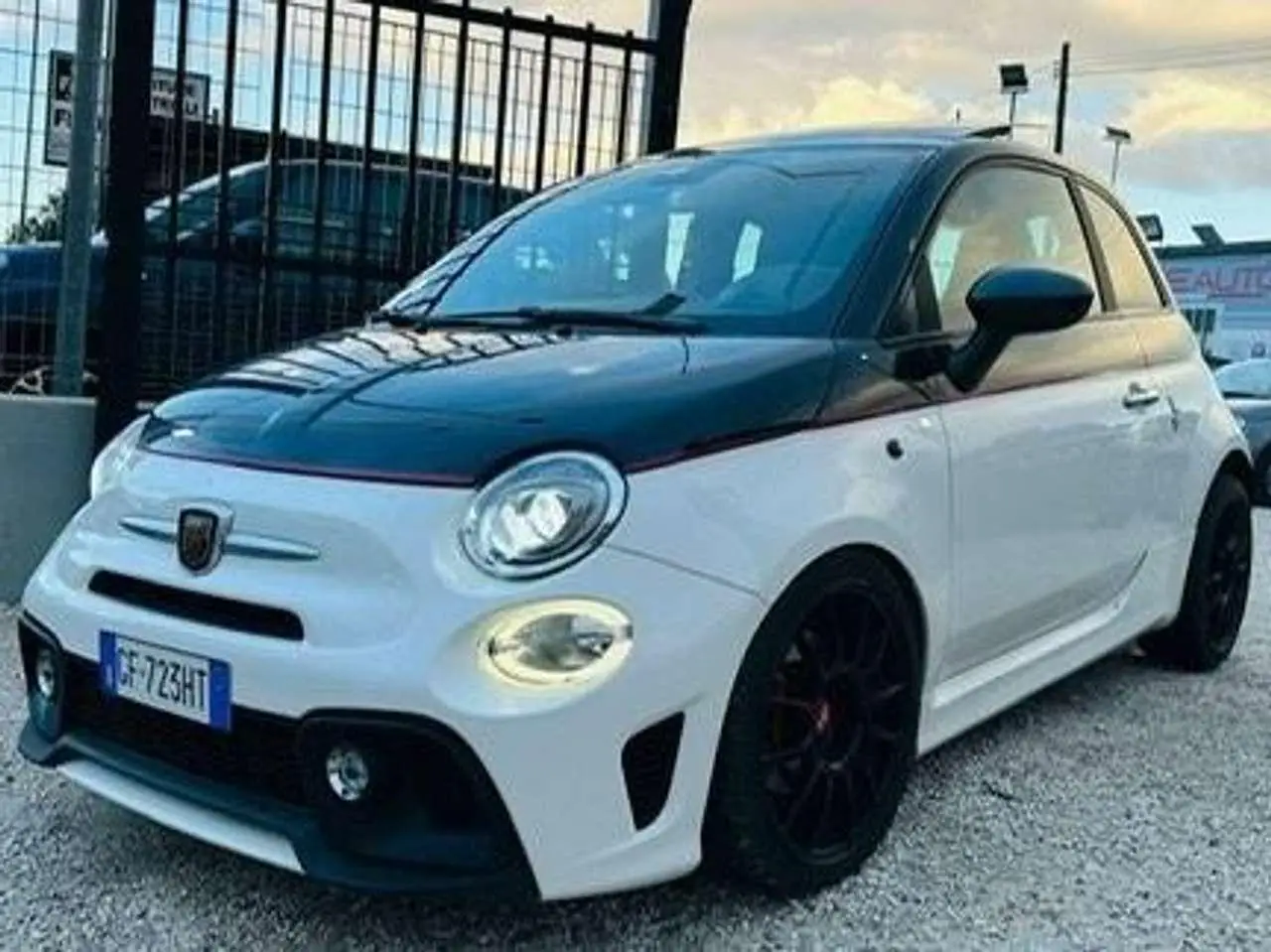 Photo 1 : Abarth 595 2021 Essence