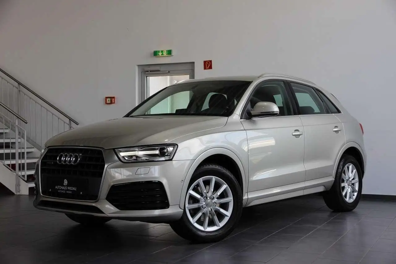 Photo 1 : Audi Q3 2017 Petrol