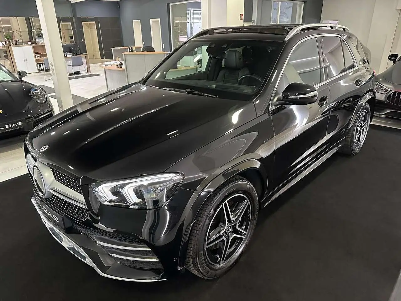 Photo 1 : Mercedes-benz Classe Gle 2021 Hybrid