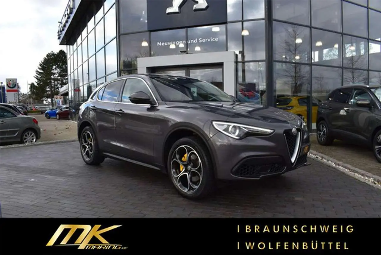 Photo 1 : Alfa Romeo Stelvio 2019 Essence