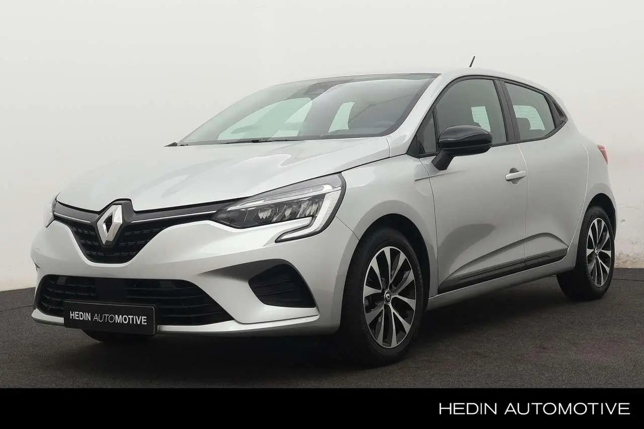 Photo 1 : Renault Clio 2023 Petrol