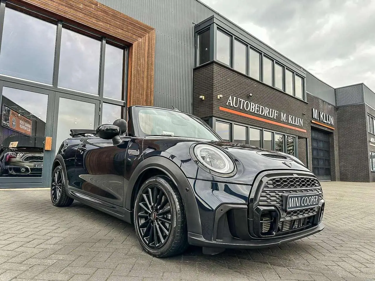 Photo 1 : Mini Cooper 2021 Petrol