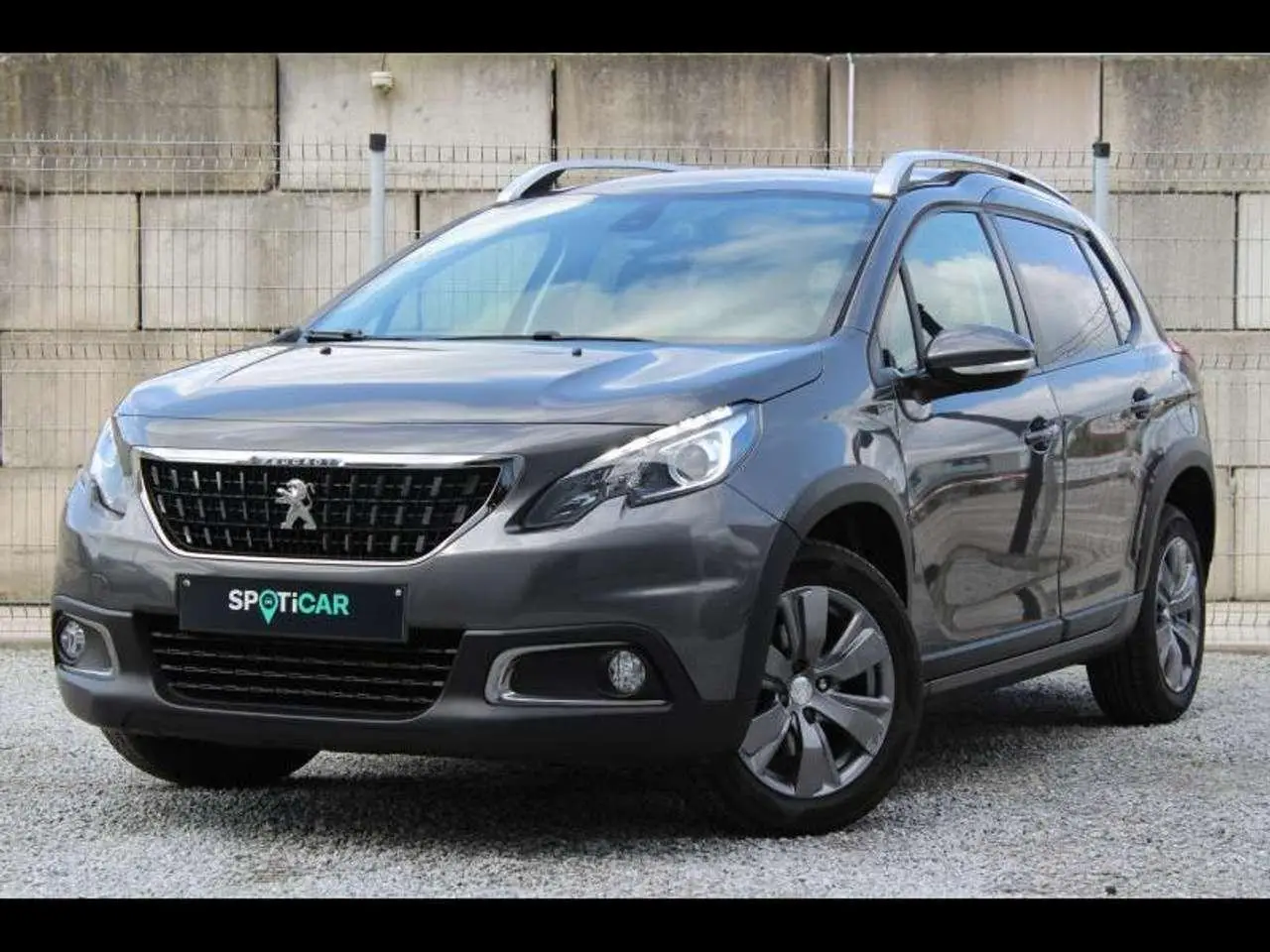 Photo 1 : Peugeot 2008 2019 Essence