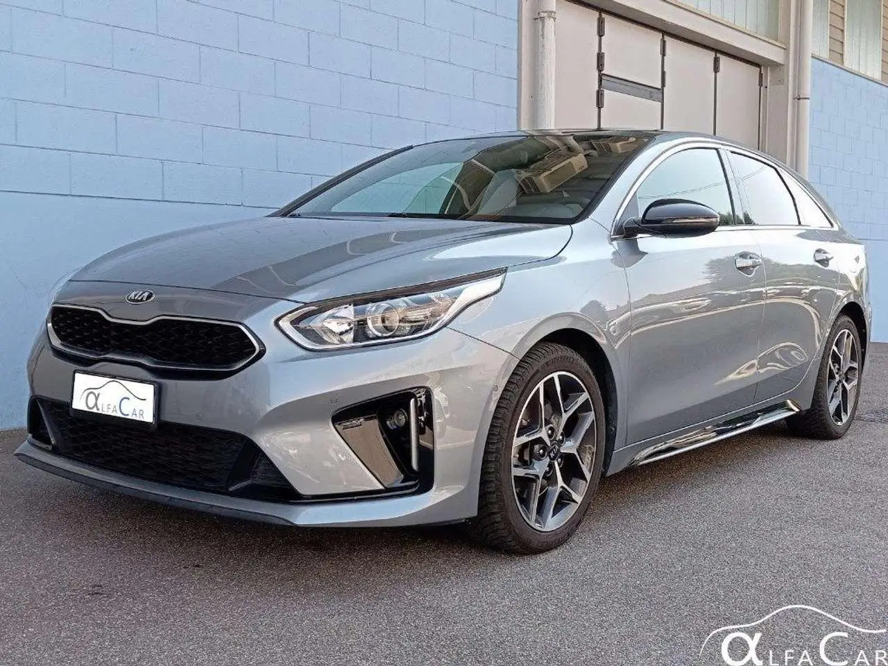 Photo 1 : Kia Proceed 2021 Hybrid