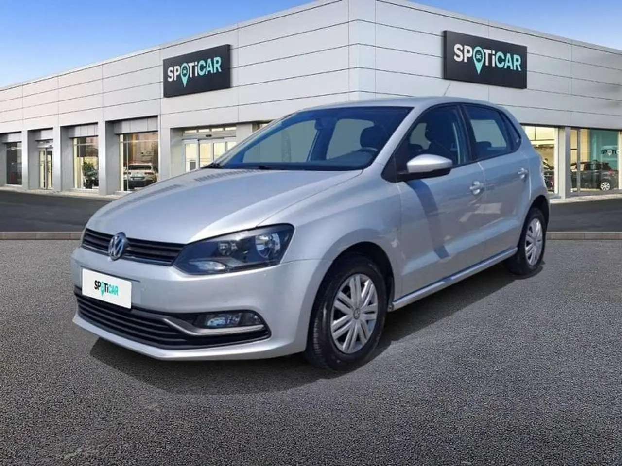 Photo 1 : Volkswagen Polo 2016 Petrol