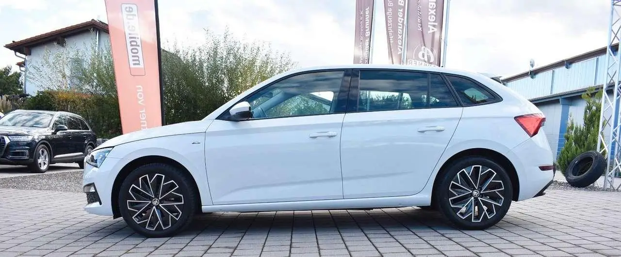 Photo 1 : Skoda Scala 2020 Petrol