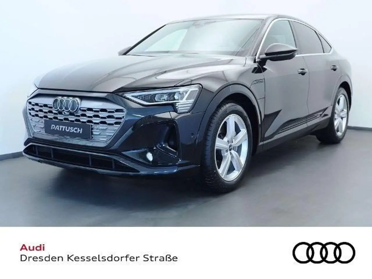 Photo 1 : Audi Q8 2024 Electric