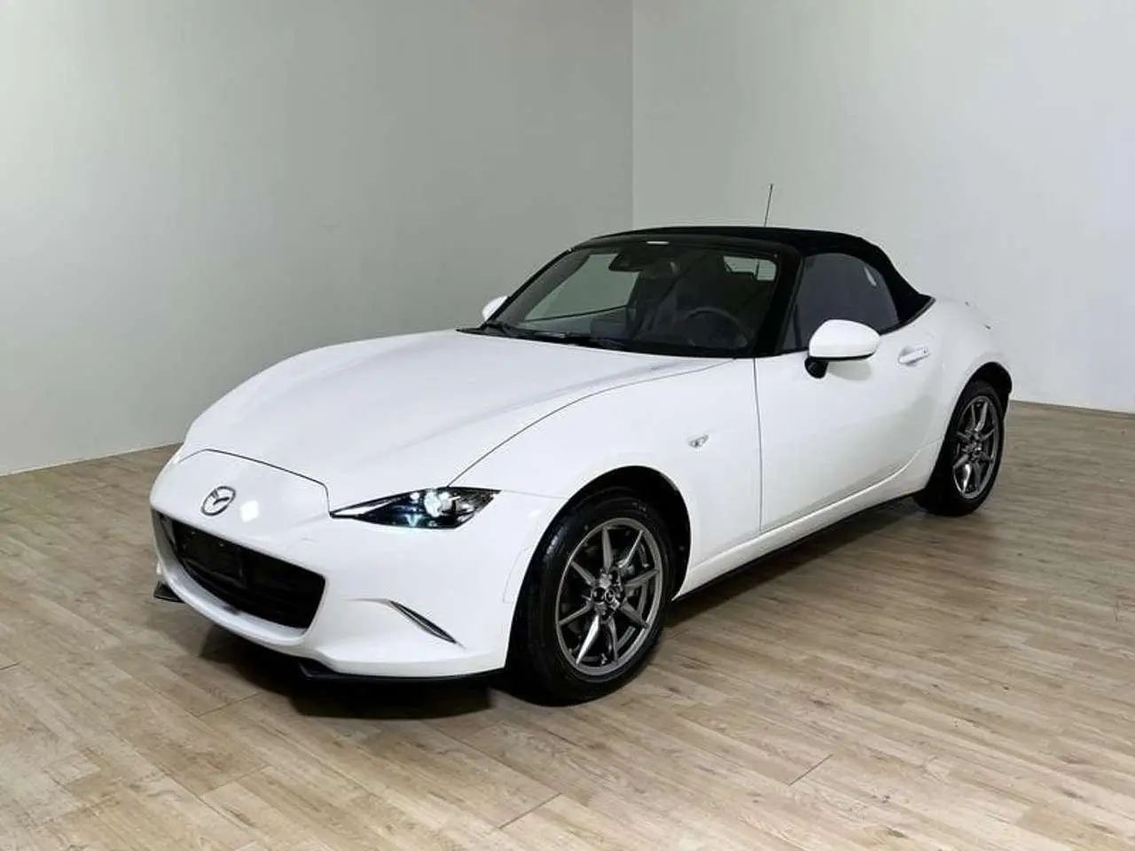 Photo 1 : Mazda Mx-5 2023 Petrol