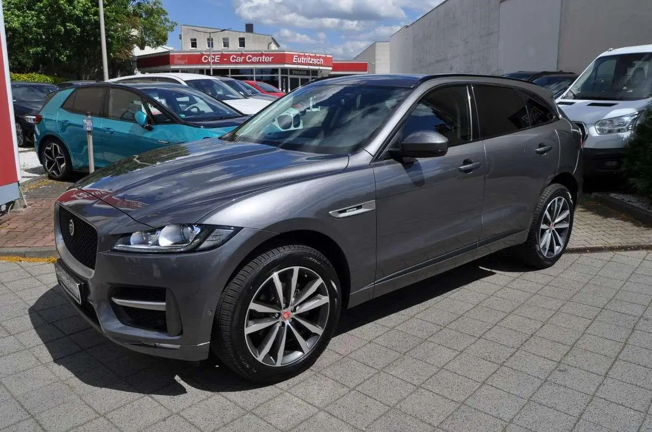 Photo 1 : Jaguar F-pace 2017 Diesel