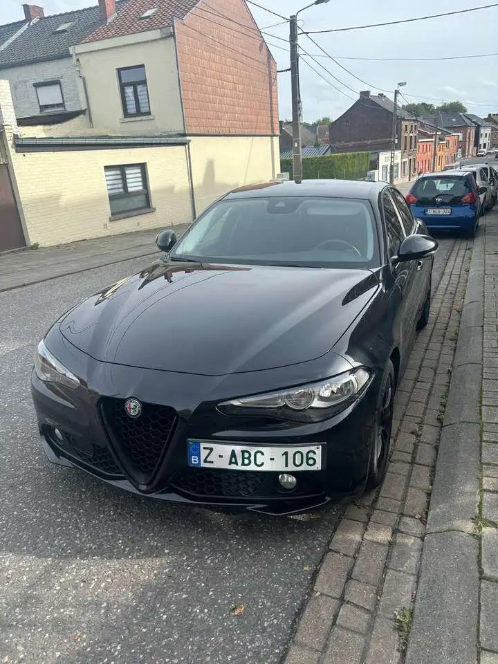 Photo 1 : Alfa Romeo Giulia 2018 Diesel