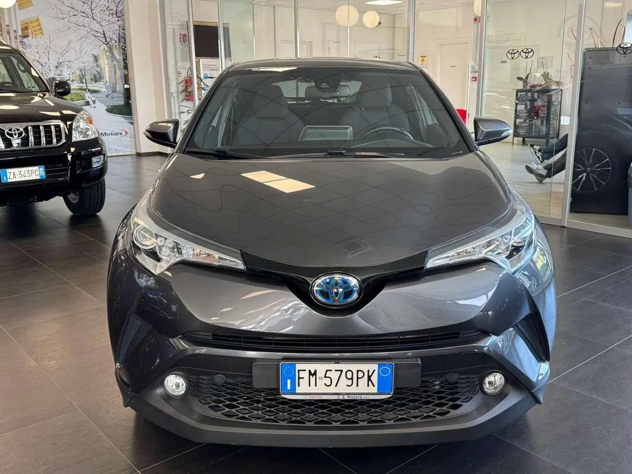 Photo 1 : Toyota C-hr 2018 Hybrid