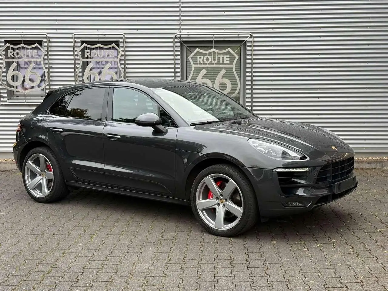 Photo 1 : Porsche Macan 2017 Petrol