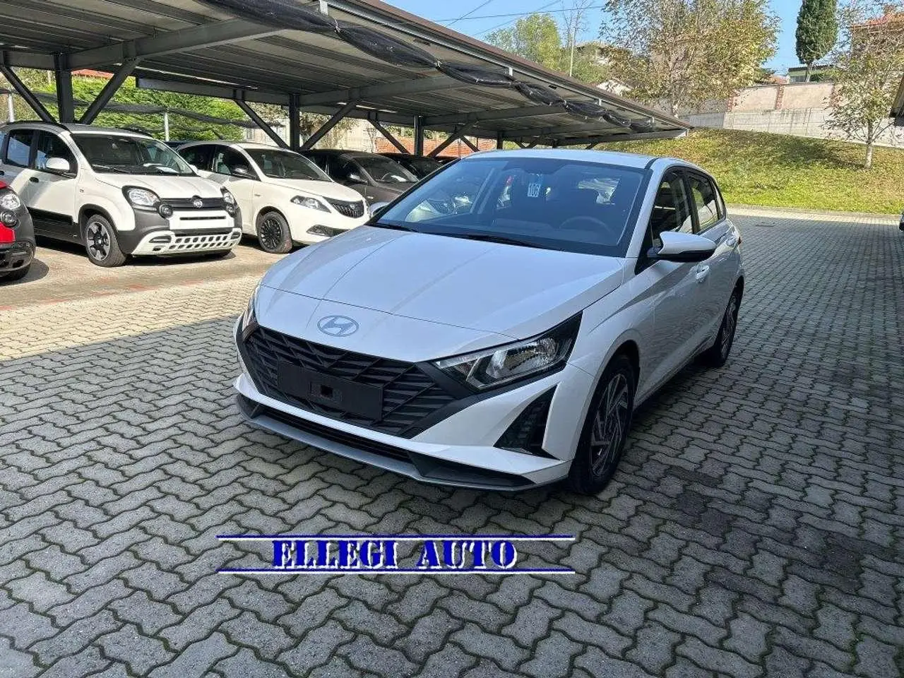 Photo 1 : Hyundai I20 2024 Petrol