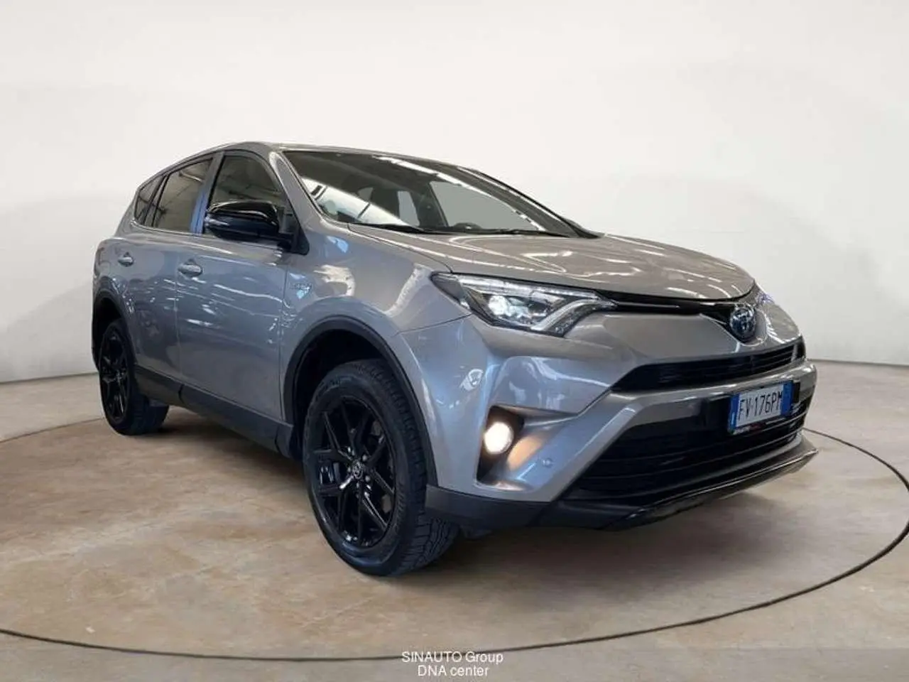 Photo 1 : Toyota Rav4 2019 Hybride