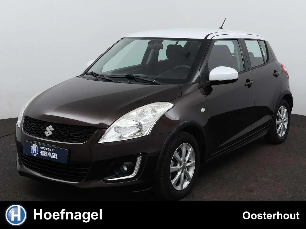 Photo 1 : Suzuki Swift 2015 Petrol