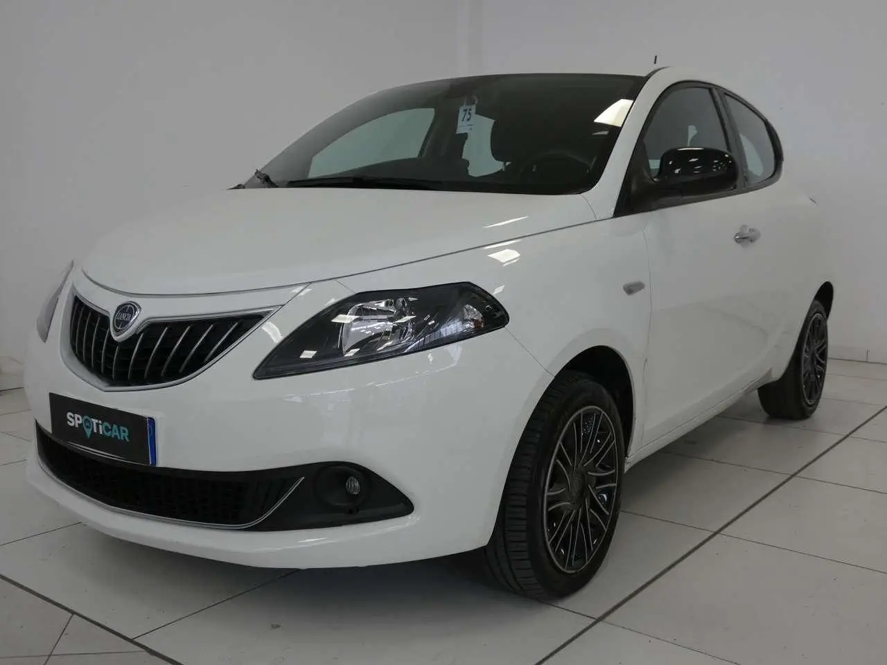 Photo 1 : Lancia Ypsilon 2022 Hybride