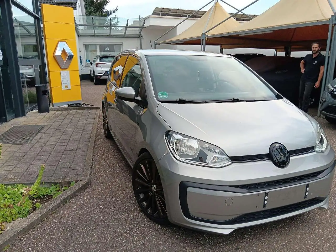 Photo 1 : Volkswagen Up! 2018 Petrol