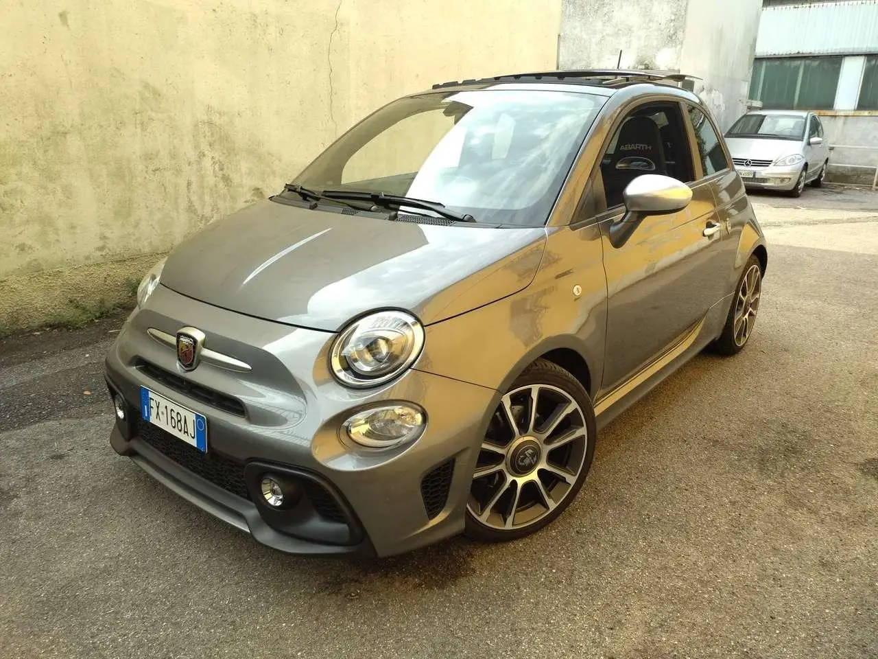 Photo 1 : Abarth 595 2019 Petrol