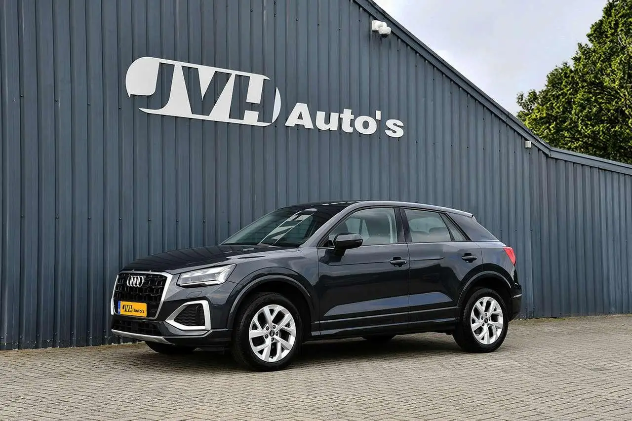 Photo 1 : Audi Q2 2021 Petrol