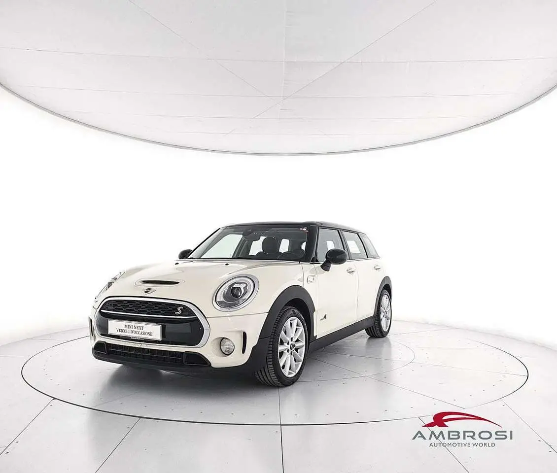 Photo 1 : Mini Cooper 2024 Diesel