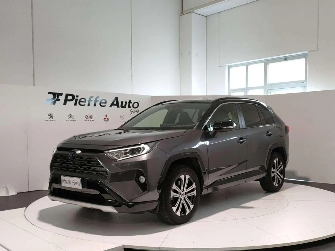 Photo 1 : Toyota Rav4 2019 Hybride