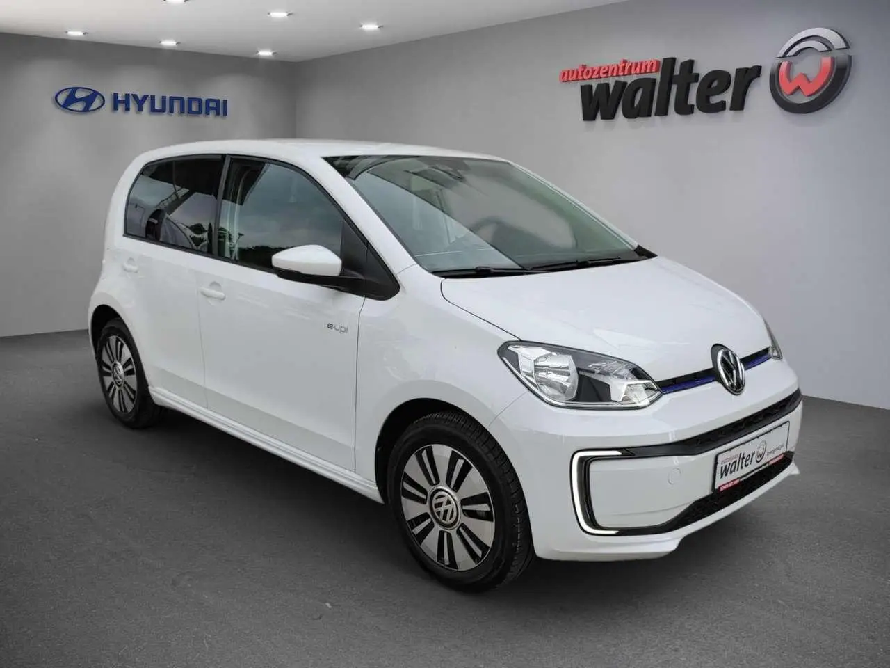 Photo 1 : Volkswagen Up! 2016 Electric