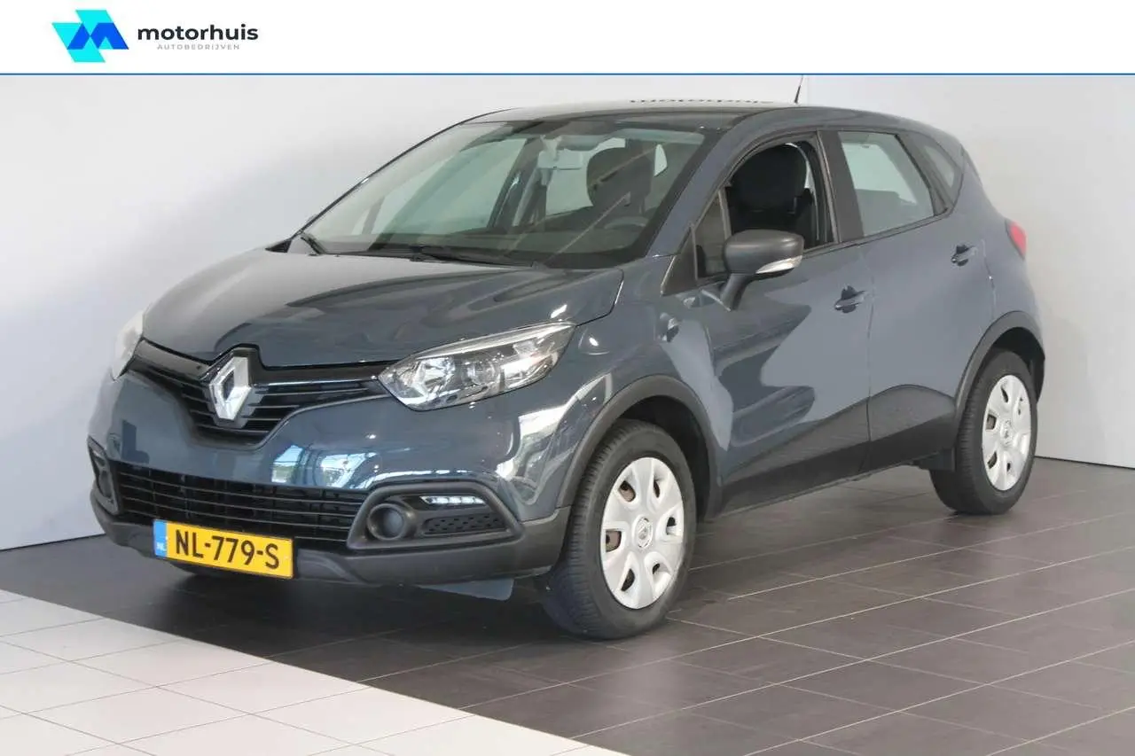 Photo 1 : Renault Captur 2017 Petrol