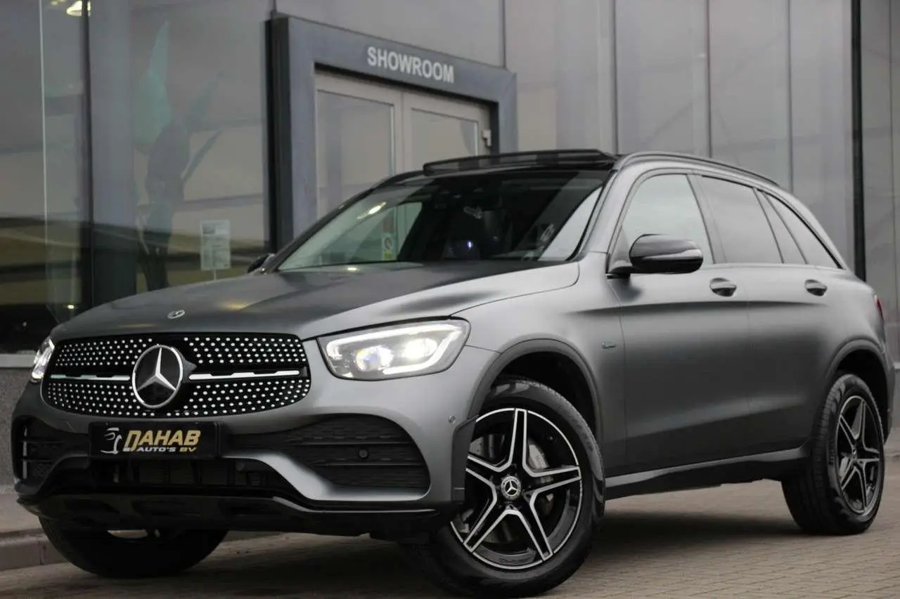 Photo 1 : Mercedes-benz Classe Glc 2021 Hybrid