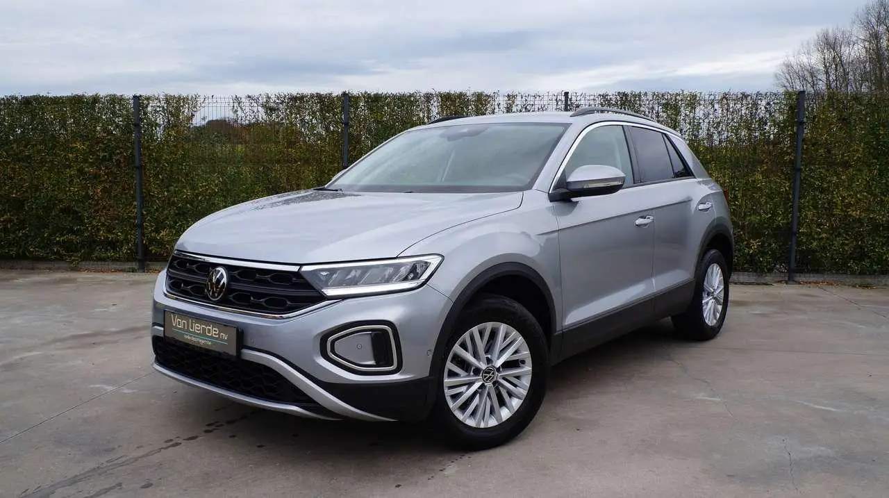 Photo 1 : Volkswagen T-roc 2022 Petrol