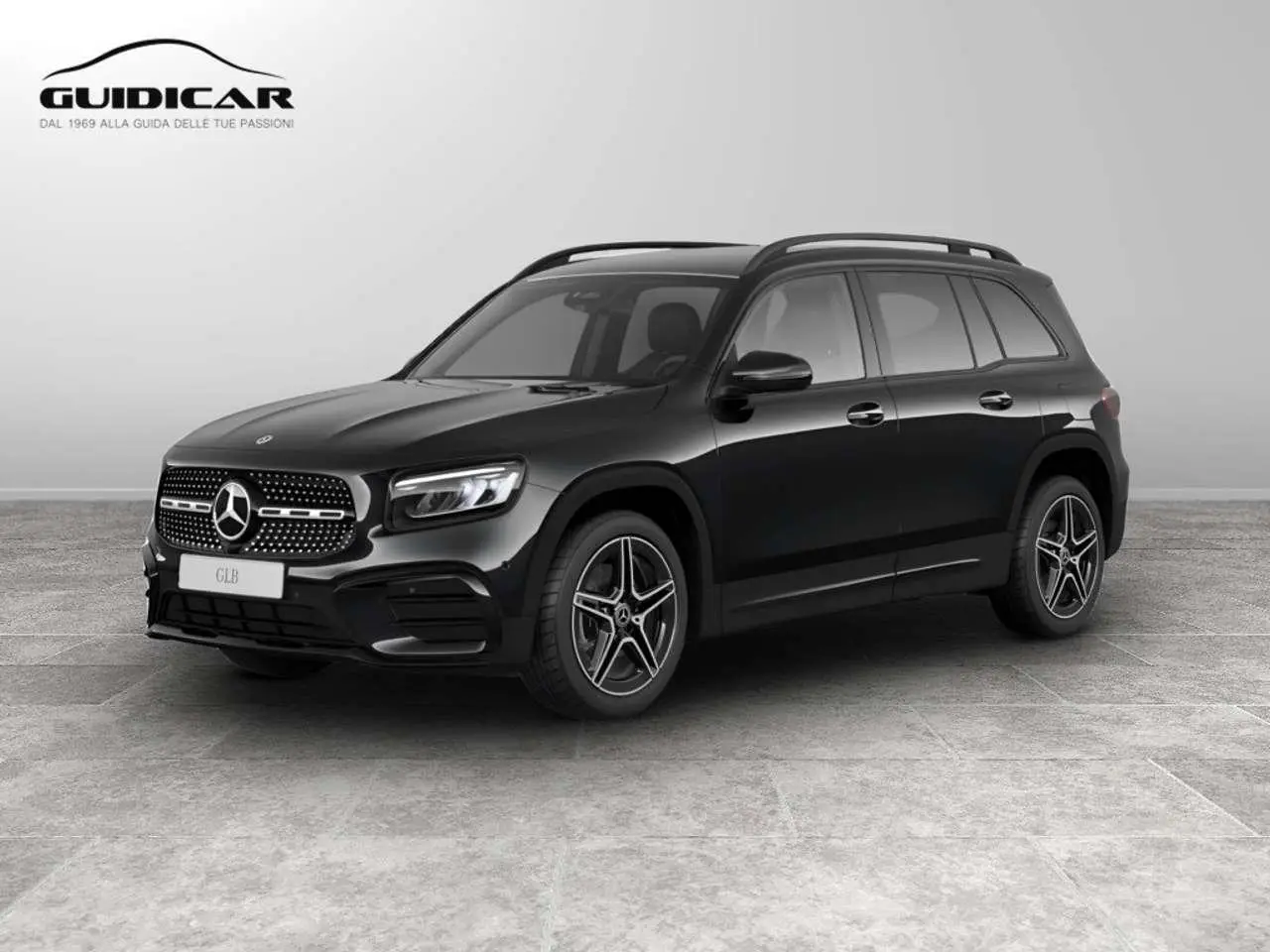 Photo 1 : Mercedes-benz Classe Glb 2024 Essence