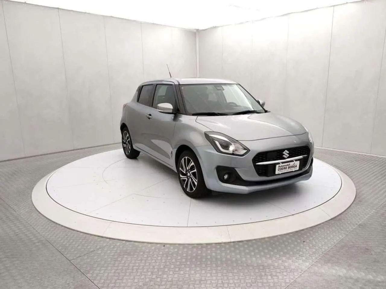 Photo 1 : Suzuki Swift 2021 Hybride