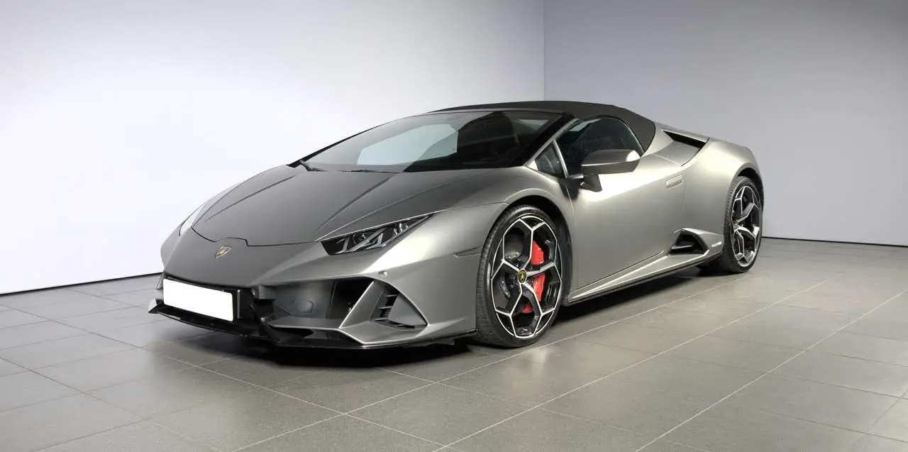 Photo 1 : Lamborghini Huracan 2022 Essence