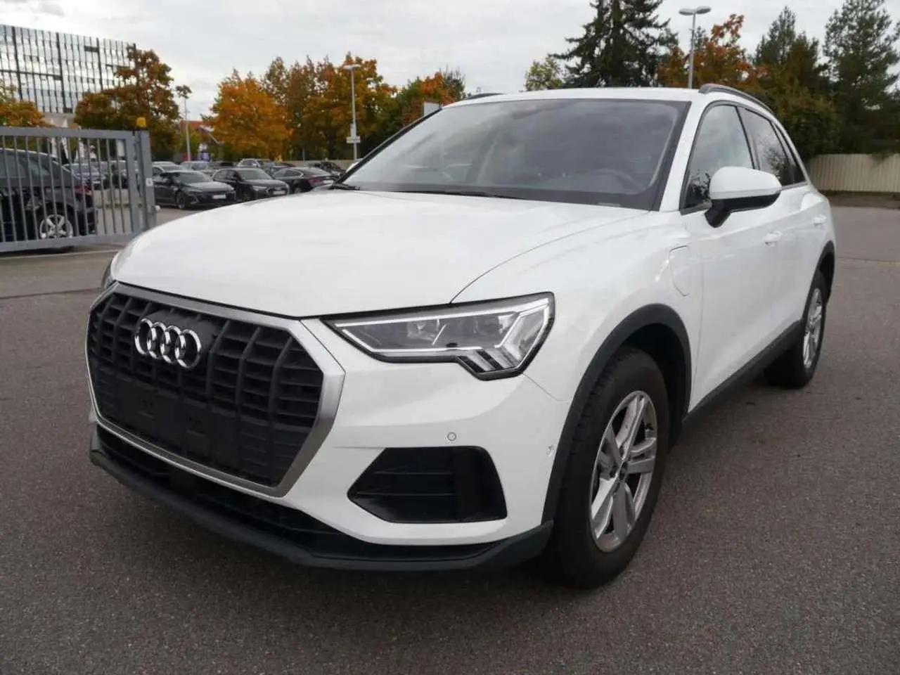 Photo 1 : Audi Q3 2021 Hybride