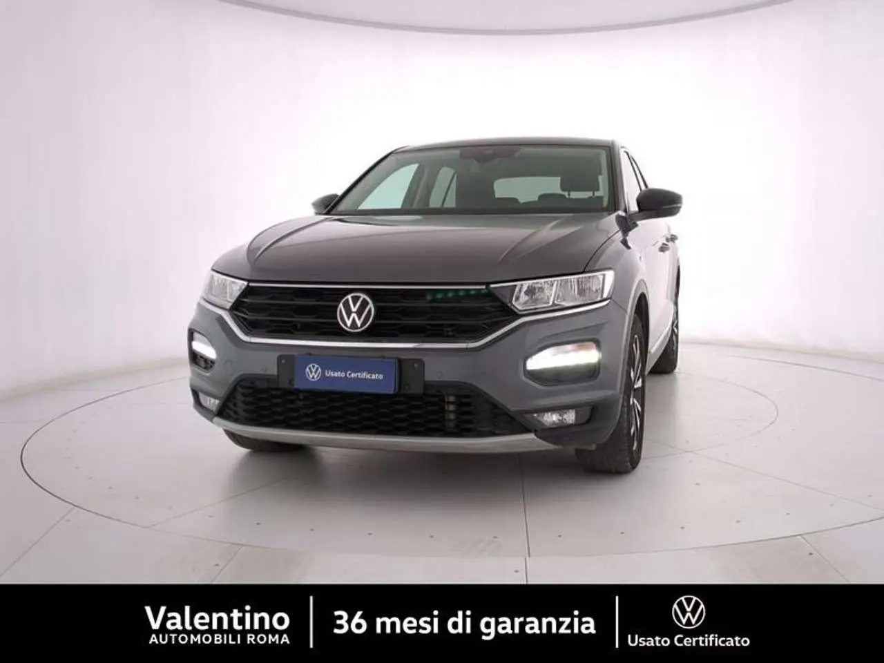 Photo 1 : Volkswagen T-roc 2021 Essence