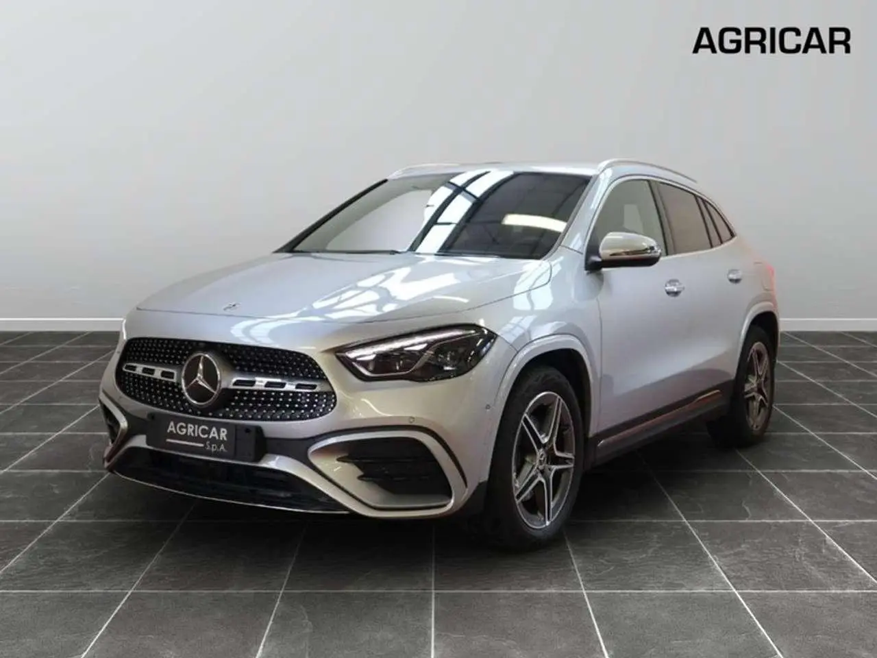 Photo 1 : Mercedes-benz Classe Gla 2024 Diesel