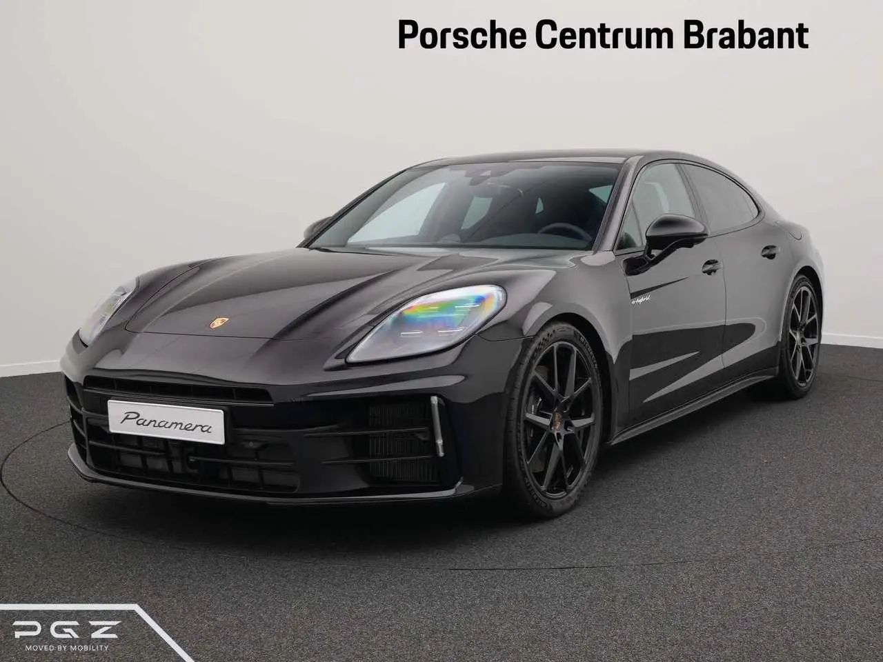 Photo 1 : Porsche Panamera 2024 Hybrid