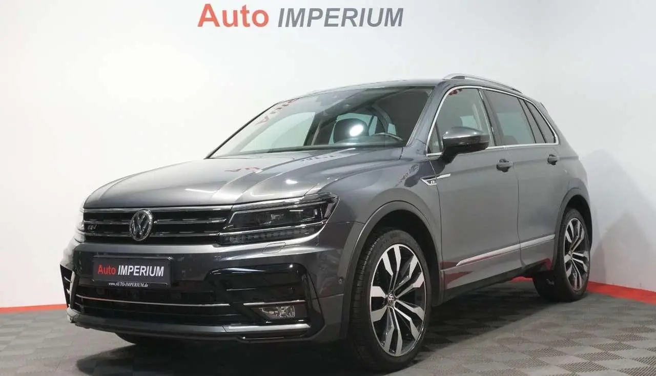 Photo 1 : Volkswagen Tiguan 2020 Essence