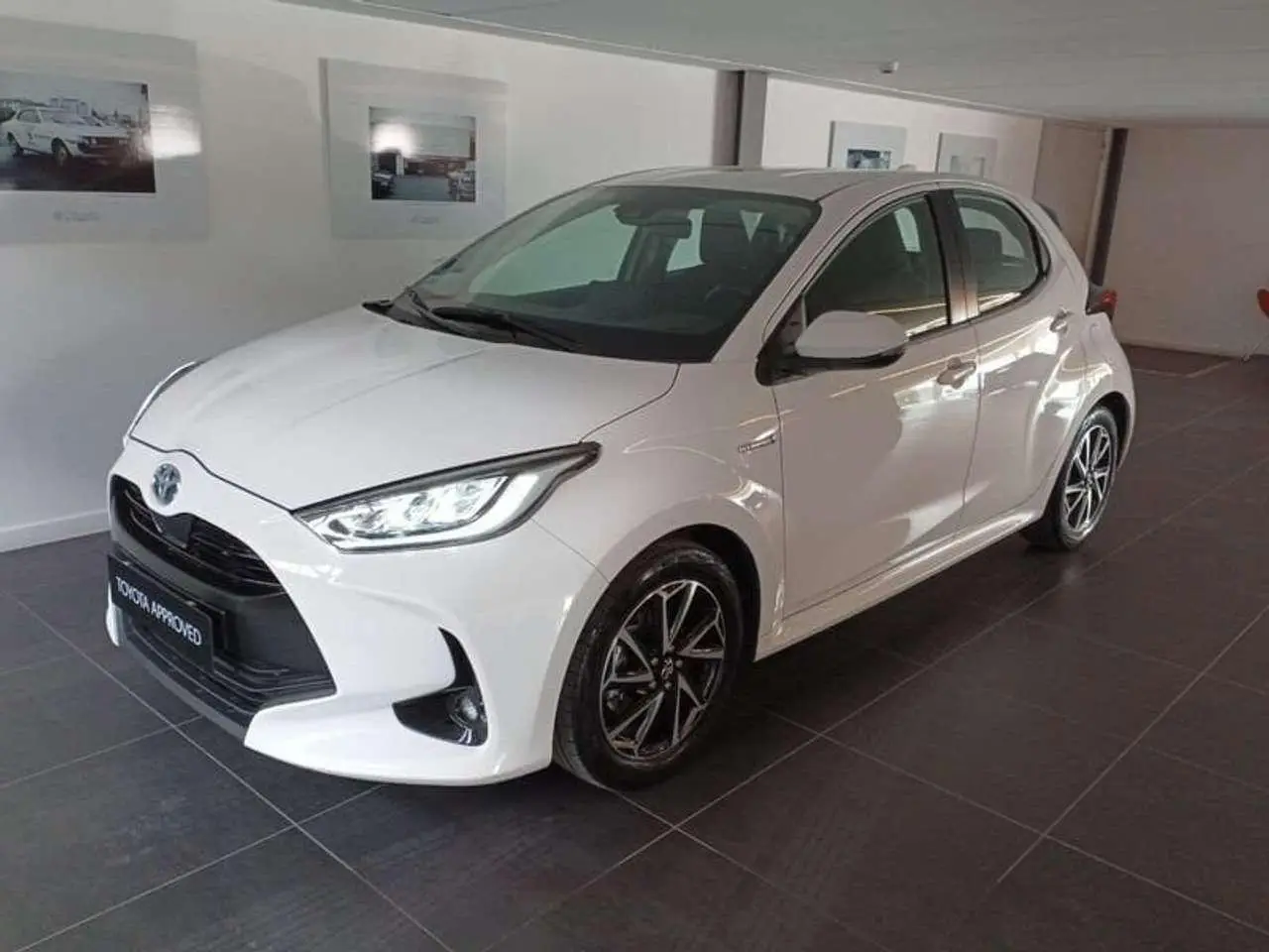 Photo 1 : Toyota Yaris 2020 Hybrid