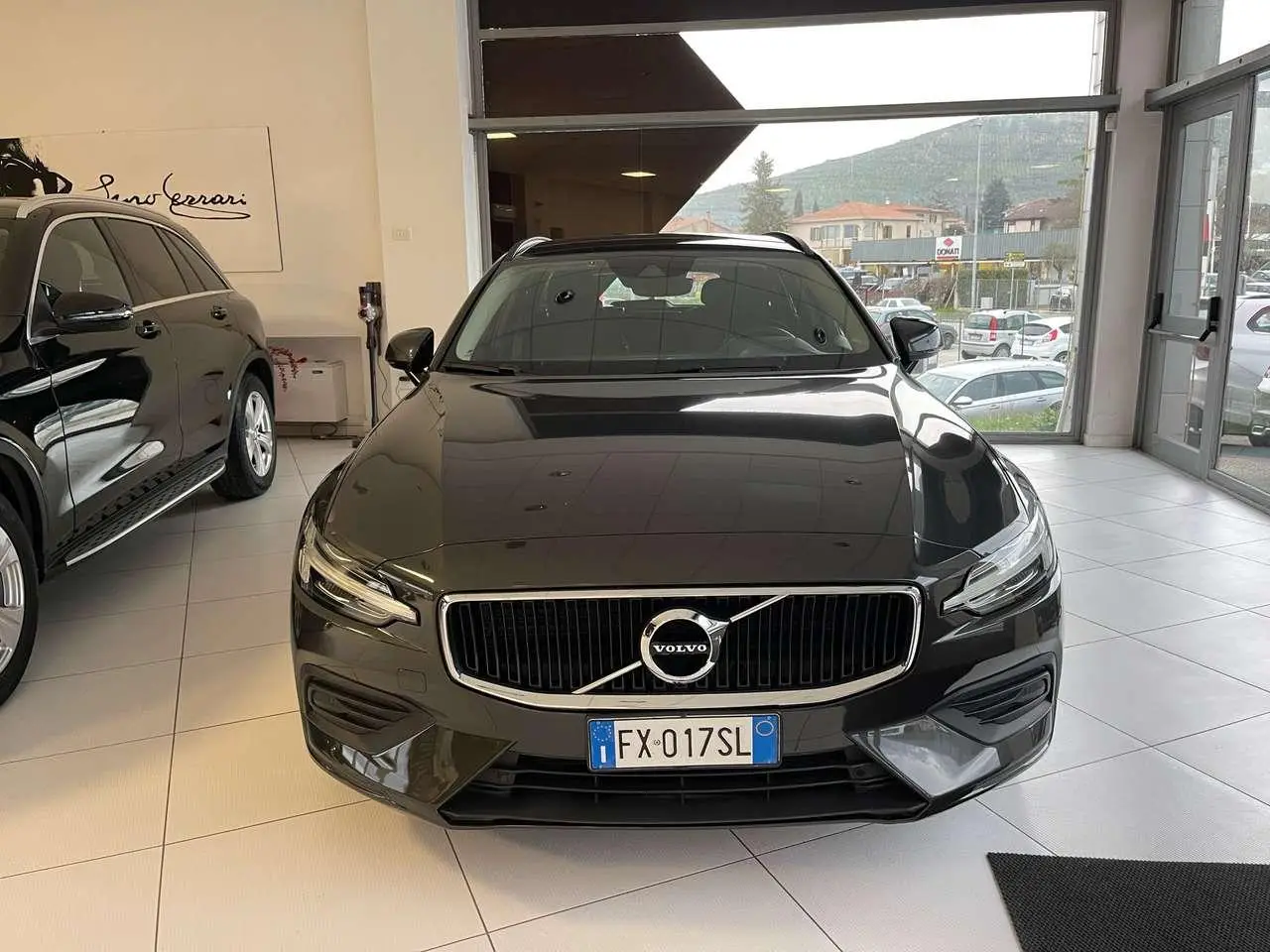 Photo 1 : Volvo V60 2019 Diesel