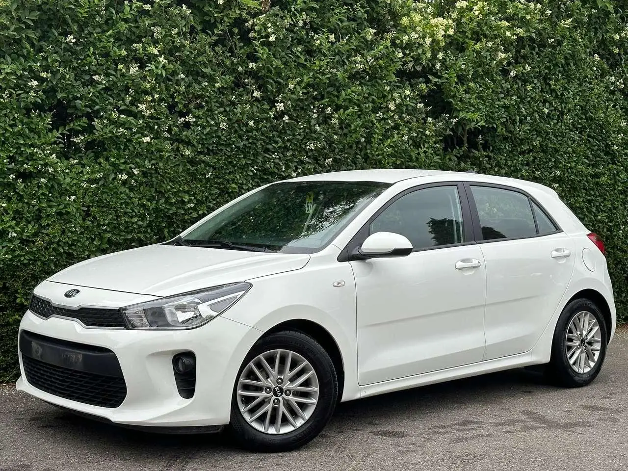 Photo 1 : Kia Rio 2020 Petrol