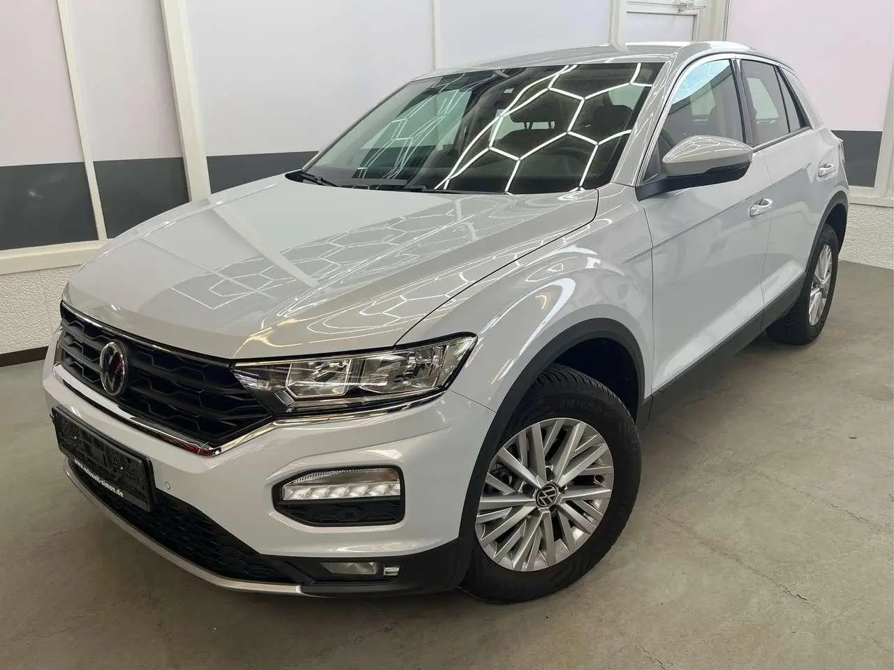 Photo 1 : Volkswagen T-roc 2021 Essence