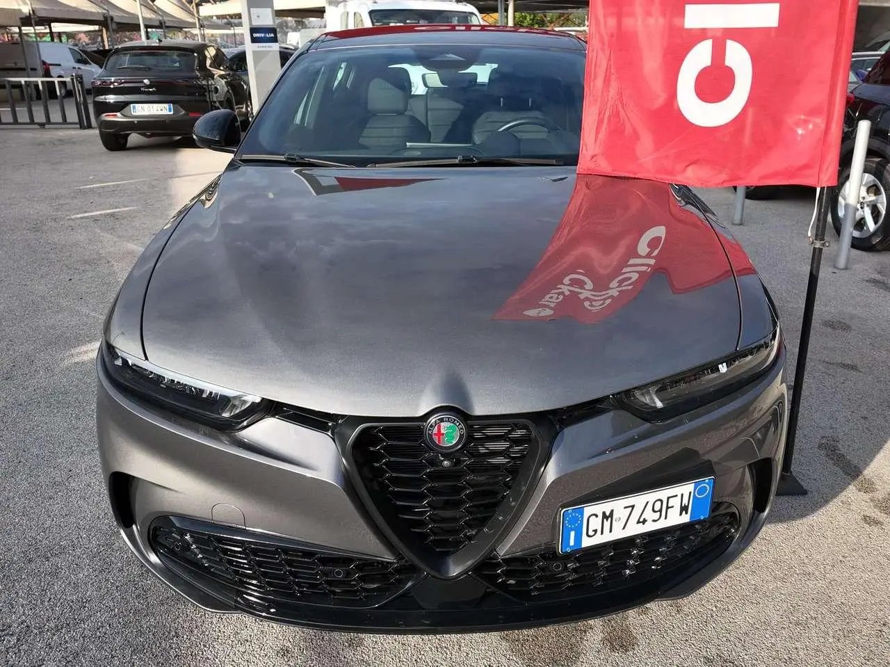 Photo 1 : Alfa Romeo Tonale 2023 Hybrid