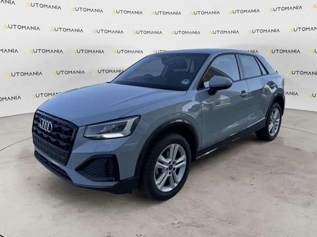 Photo 1 : Audi Q2 2023 Petrol