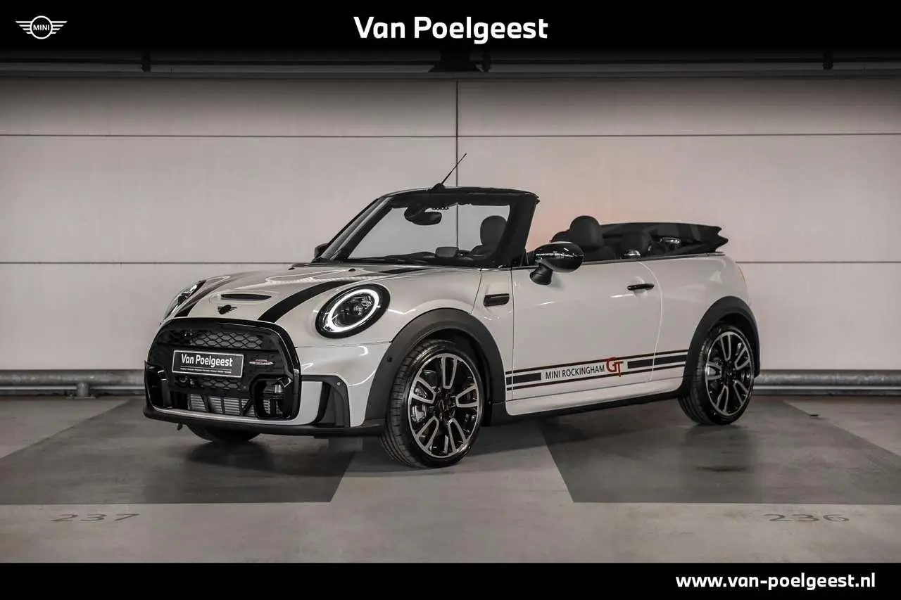 Photo 1 : Mini Cooper 2023 Petrol