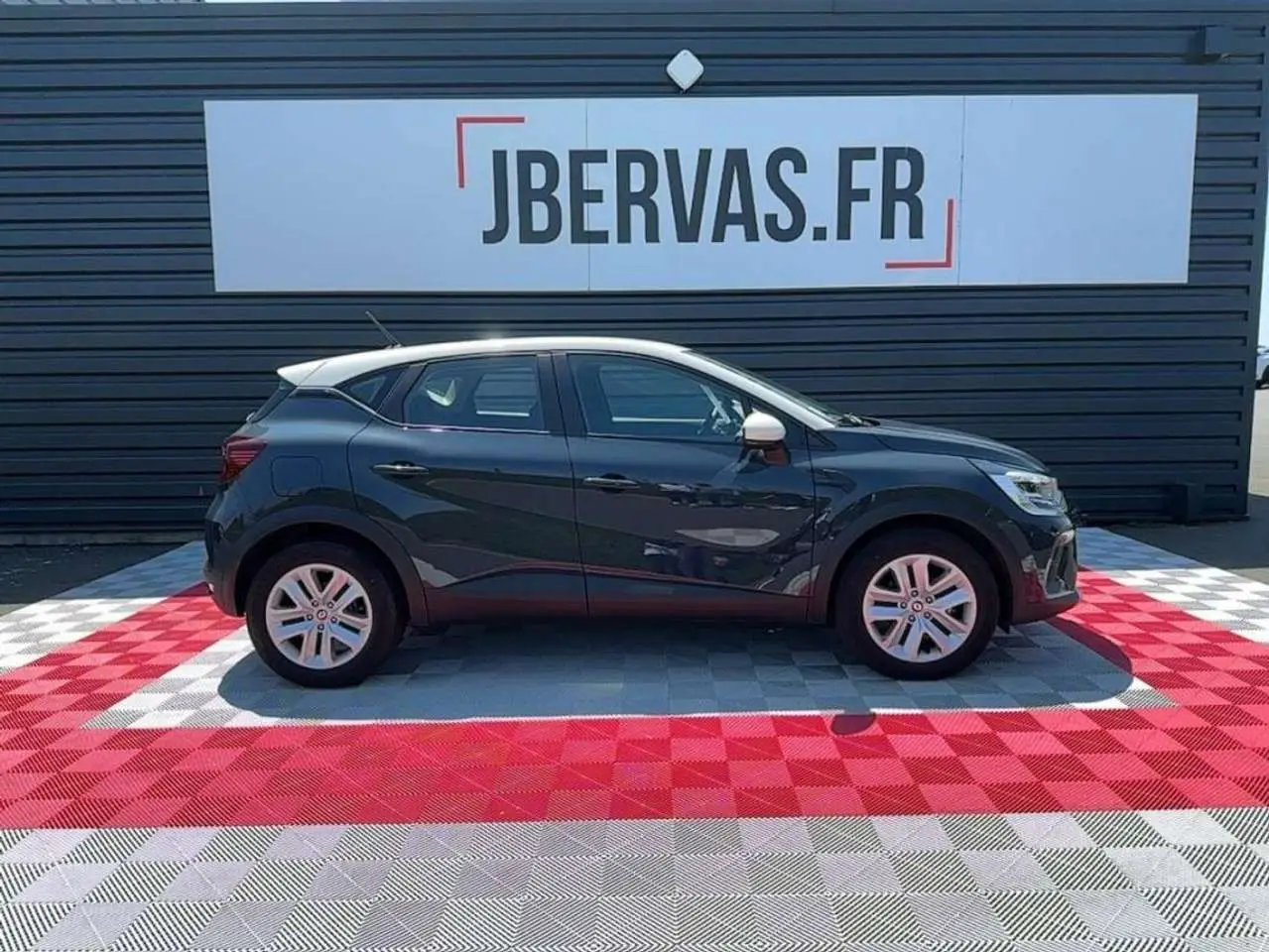 Photo 1 : Renault Captur 2023 Essence