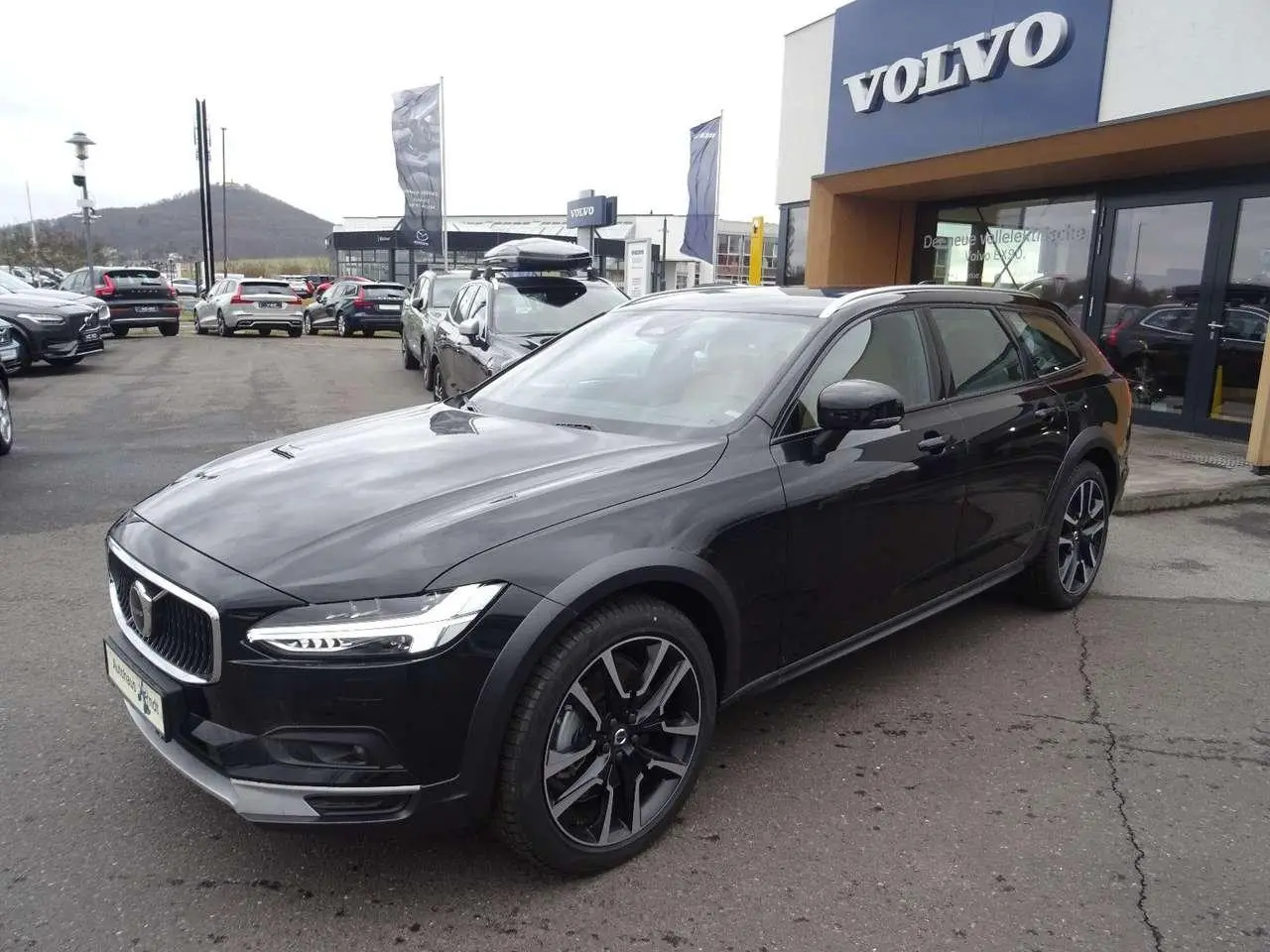 Photo 1 : Volvo V90 2023 Diesel