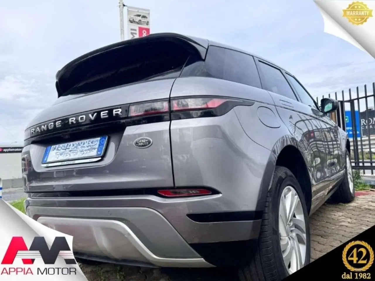 Photo 1 : Land Rover Range Rover Evoque 2019 Hybrid